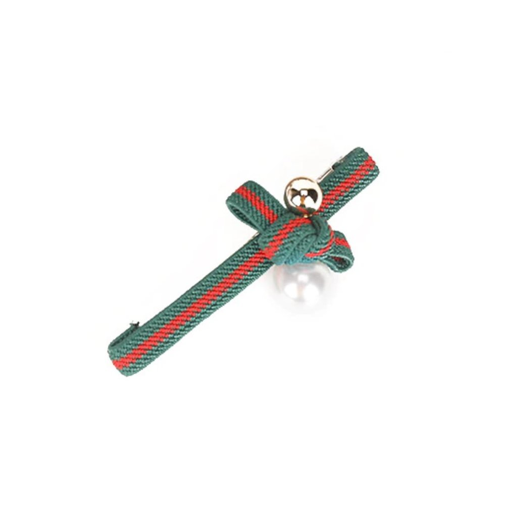 Green and red ribbon hair clip